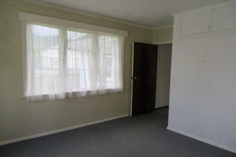 Photo of property in 20 Oxford Crescent, Ebdentown, Upper Hutt, 5018