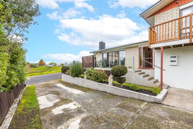 Photo of property in 2 Kowhai Place, Te Kauwhata, 3710
