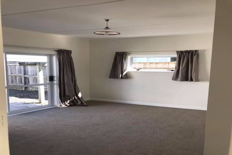 Photo of property in 17 Ngaio Street, Stoke, Nelson, 7011