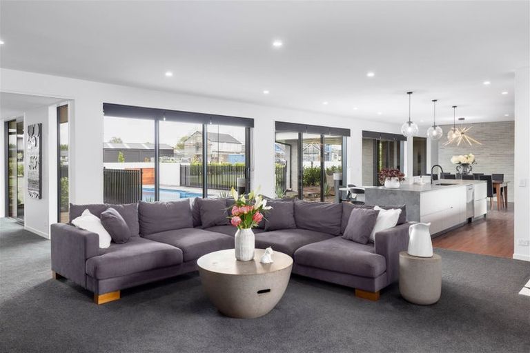 Photo of property in 22 Penberley Road, Prebbleton, 7676