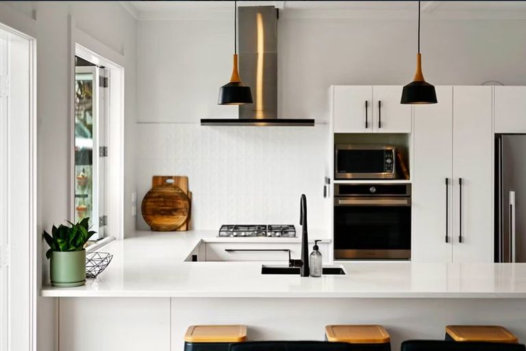 Photo of property in 18 Rata Street, Maeroa, Hamilton, 3200