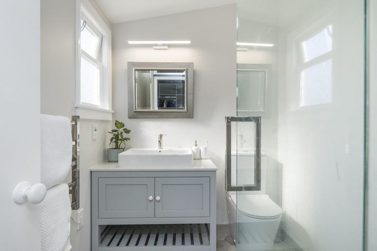 Photo of property in 107 Jickell Street, Hokowhitu, Palmerston North, 4410