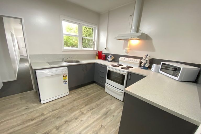 Photo of property in 2/34 Wainui Street, Riccarton, Christchurch, 8041