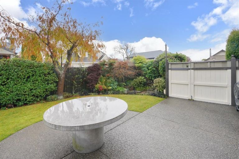 Photo of property in 3 Oaktree Lane, Bishopdale, Christchurch, 8053