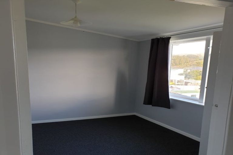 Photo of property in 78-80 Hereford Street, Cannons Creek, Porirua, 5024