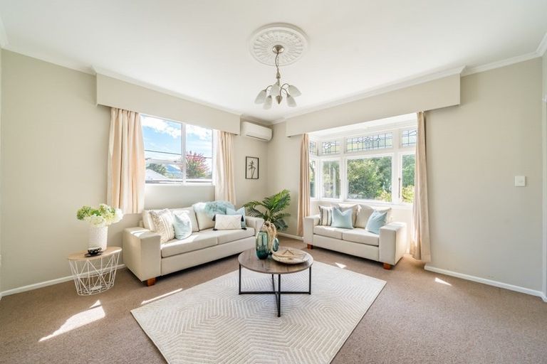 Photo of property in 6 Bristol Street, Trentham, Upper Hutt, 5018