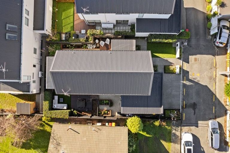 Photo of property in 91 Dover Street, St Albans, Christchurch, 8014