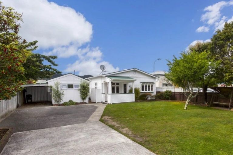 Photo of property in 582 Fergusson Drive, Trentham, Upper Hutt, 5018