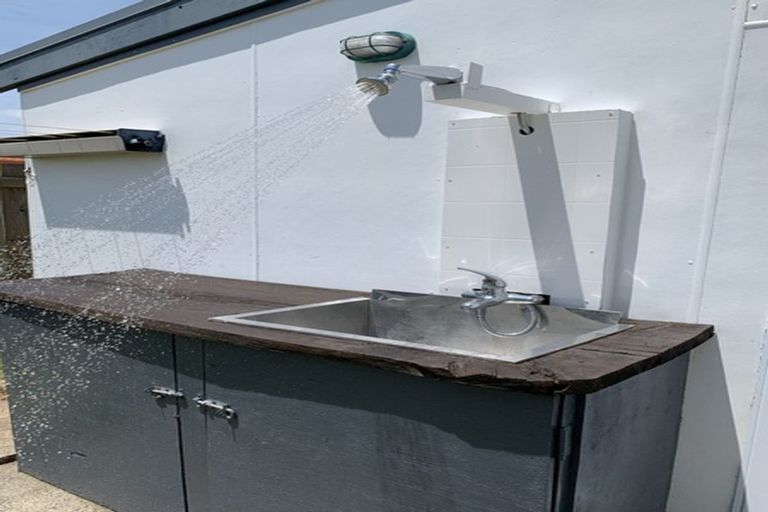 Photo of property in 41 Whitby Avenue, Whitianga, 3510