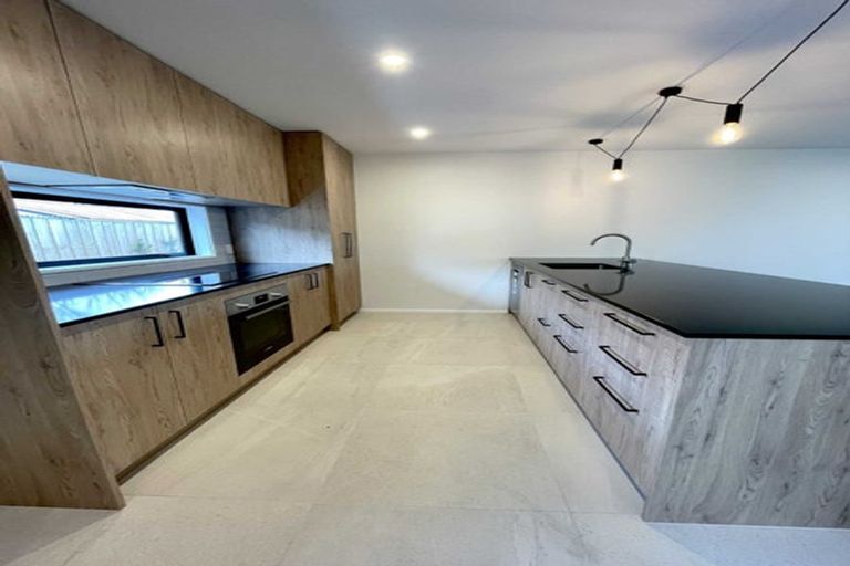 Photo of property in 2/10 Bishop Street, St Albans, Christchurch, 8014