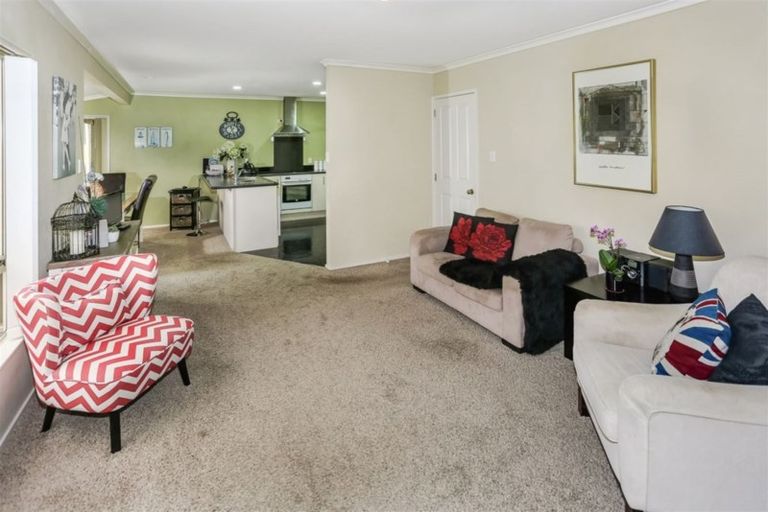 Photo of property in 27a Mareretu Avenue, Patumahoe, Pukekohe, 2679