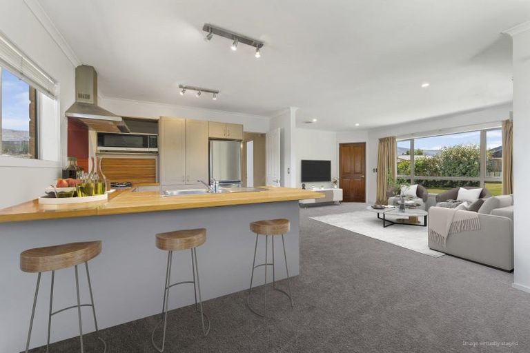 Photo of property in 10 Missy Crescent, Mount Pisa, Cromwell, 9383