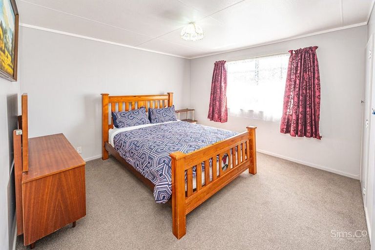 Photo of property in 38 Tongariro Street, Castlecliff, Wanganui, 4501