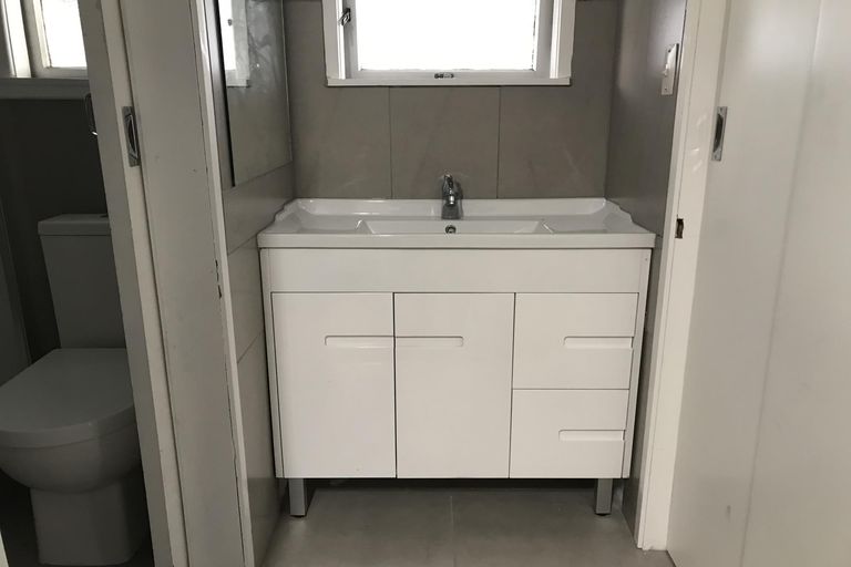 Photo of property in 1/113 Kolmar Road, Papatoetoe, Auckland, 2025