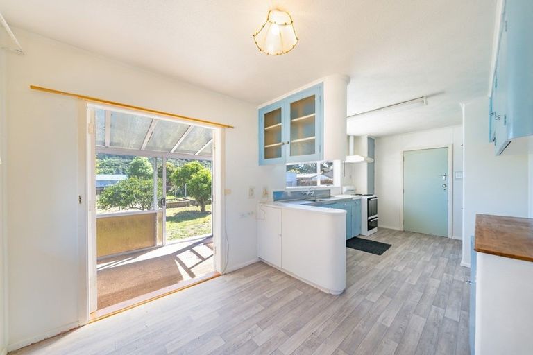 Photo of property in 8 Hall Grove, Ebdentown, Upper Hutt, 5018