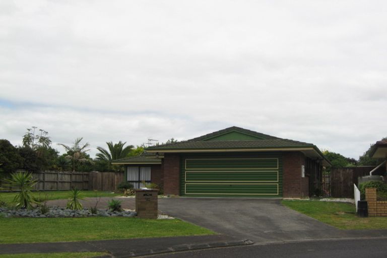 Photo of property in 10 Jessika Place, Conifer Grove, Takanini, 2112