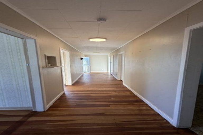 Photo of property in 6/6a Mount View Place, Spotswood, New Plymouth, 4310