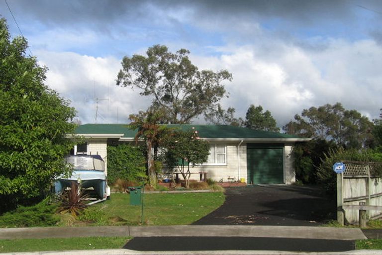 Photo of property in 17 Filmer Place, Melville, Hamilton, 3206