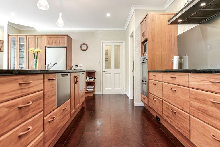 Photo of property in 55 Palliser Drive, Huntington, Hamilton, 3210