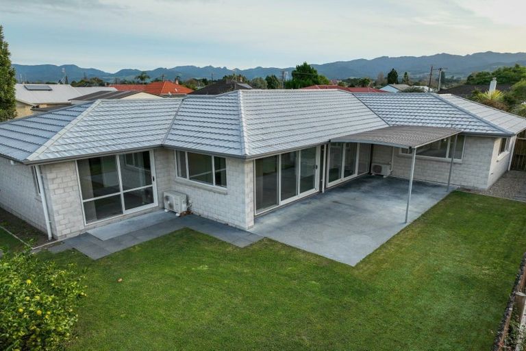 Photo of property in 14b Carisbrooke Street, Katikati, 3129