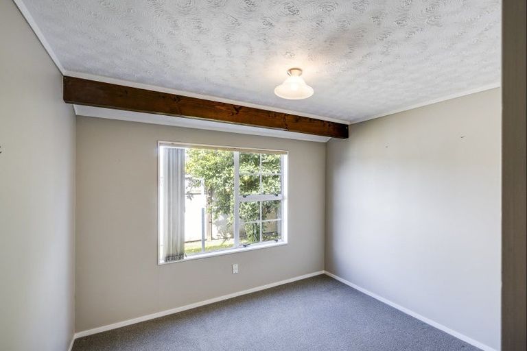 Photo of property in 4 Alley Place, Taradale, Napier, 4112