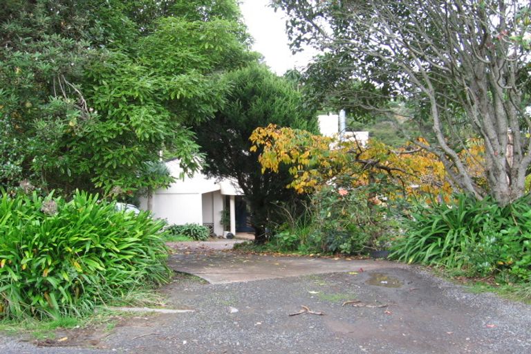 Photo of property in 18 Marae Road, Greenhithe, Auckland, 0632