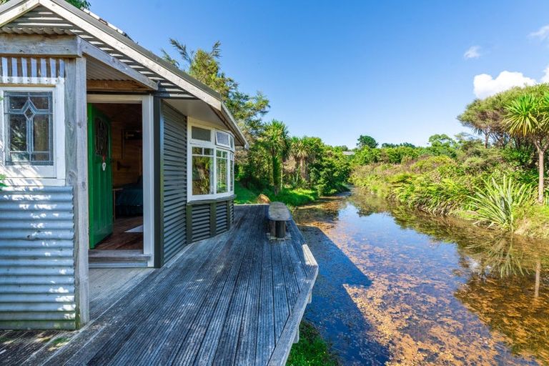 Photo of property in 67 Te Ahu Road, Pukekawa, 2696