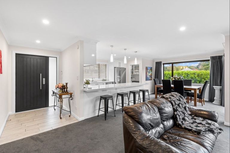 Photo of property in 12 Middleton Way, Ashhurst, 4810