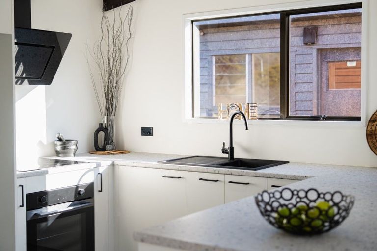 Photo of property in 362 Kaikorai Valley Road, Bradford, Dunedin, 9011