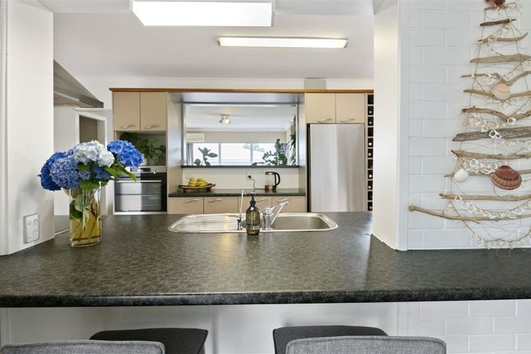 Photo of property in 595 Maunganui Road, Mount Maunganui, 3116
