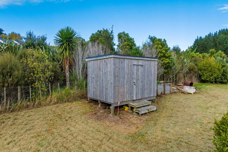 Photo of property in 1197 Pakiri Road, Tomarata, Wellsford, 0972