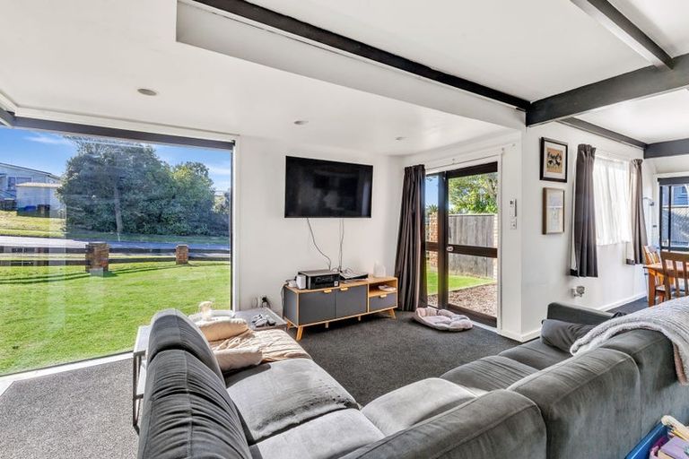 Photo of property in 44 Park Lane, Waitara, 4320