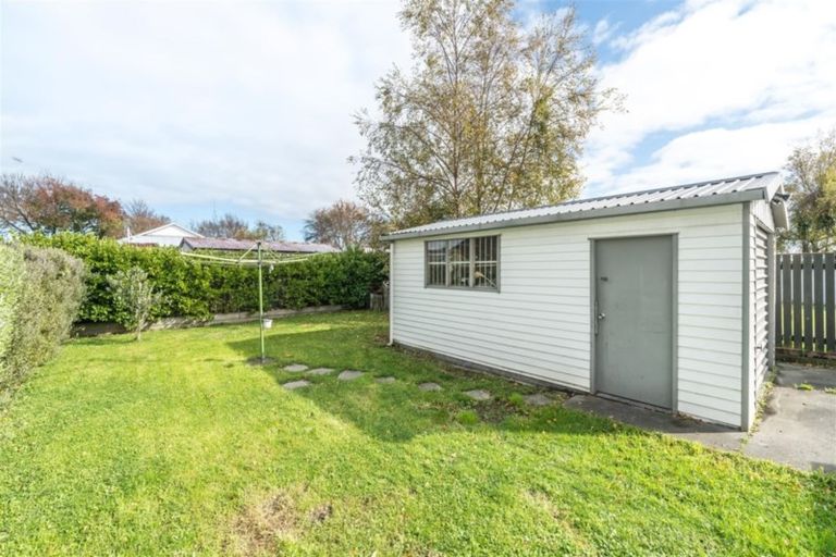 Photo of property in 24 Oxford Street, Hokowhitu, Palmerston North, 4410