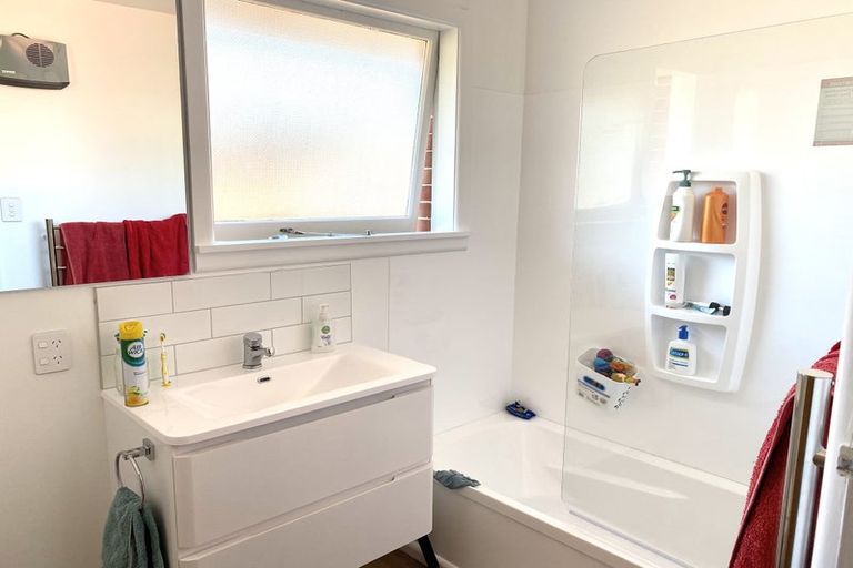 Photo of property in 2/6 Pulford Place, Ilam, Christchurch, 8041