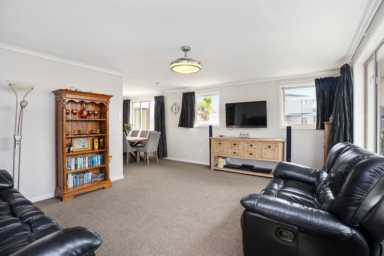 Photo of property in 156 Stobo Street, Grasmere, Invercargill, 9810