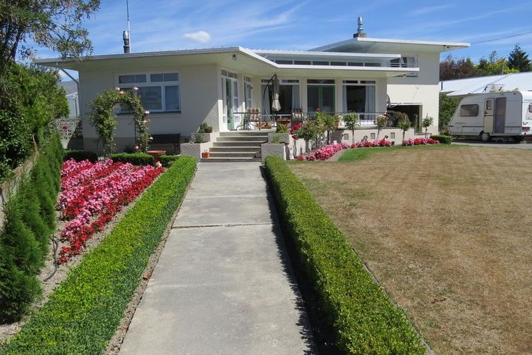 Photo of property in 35 Mount Cook Road, Fairlie, 7925