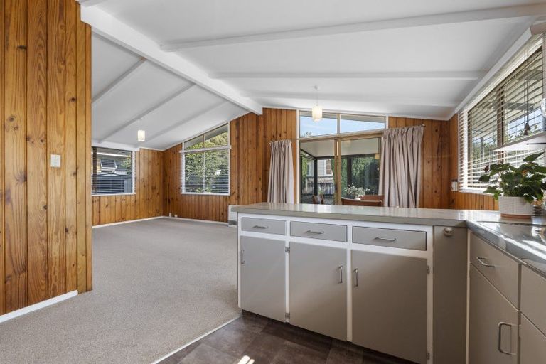 Photo of property in 14 Walsh Road, Westown, New Plymouth, 4310