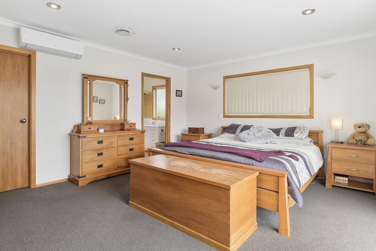 Photo of property in 49 Smiths Road, Matua, Tauranga, 3110