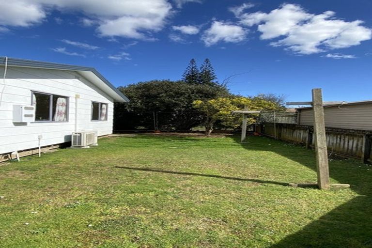 Photo of property in 1/7 Cambridge Road, Manurewa, Auckland, 2102