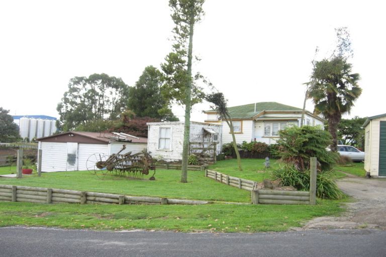 Photo of property in 2 Prospect Avenue, Tirau, 3410