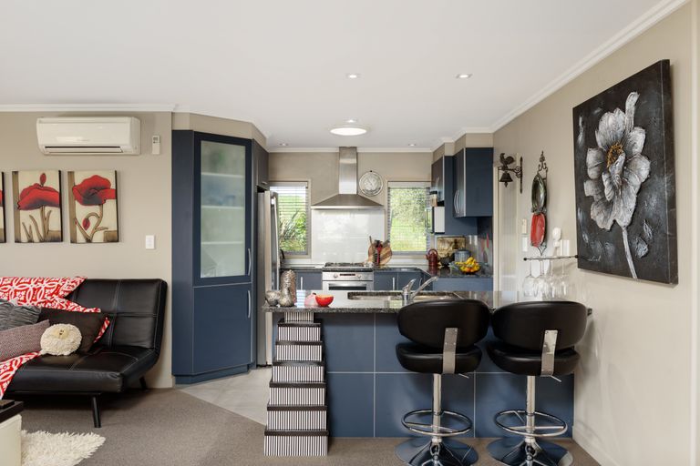 Photo of property in 15 Parnwell Place, Ohauiti, Tauranga, 3112