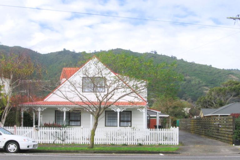 Photo of property in 25 Parata Street, Waikanae, 5036