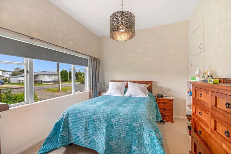 Photo of property in 102 Lucknow Street, Wairoa, 4108