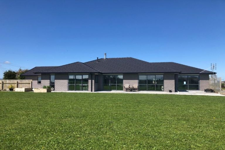 Photo of property in 272 Austin Road, Normanby, Hawera, 4673