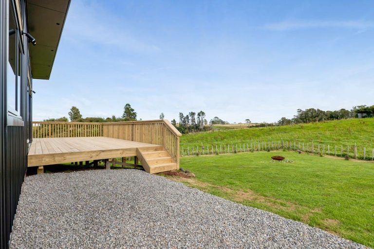 Photo of property in 621 Climie Road, Cardiff, Stratford, 4391