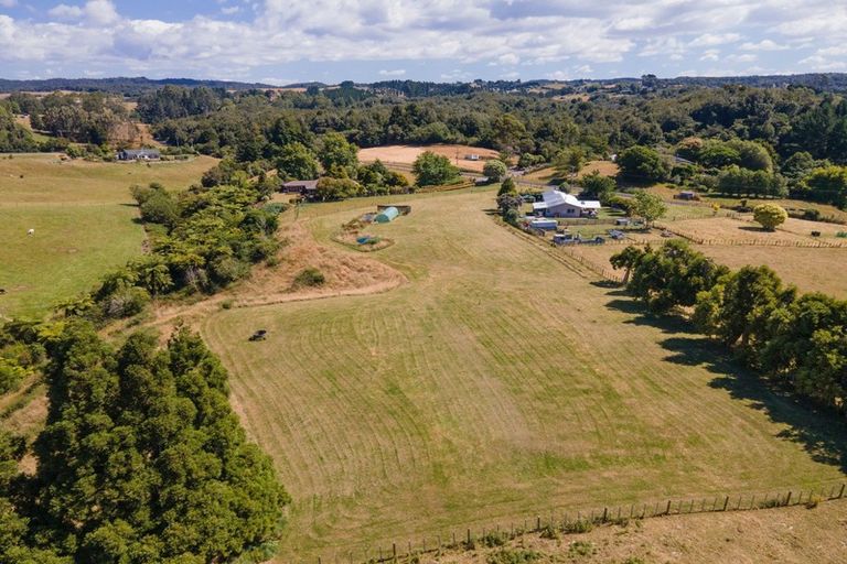 Photo of property in 41 Leyland Road, Whakamarama, 3179