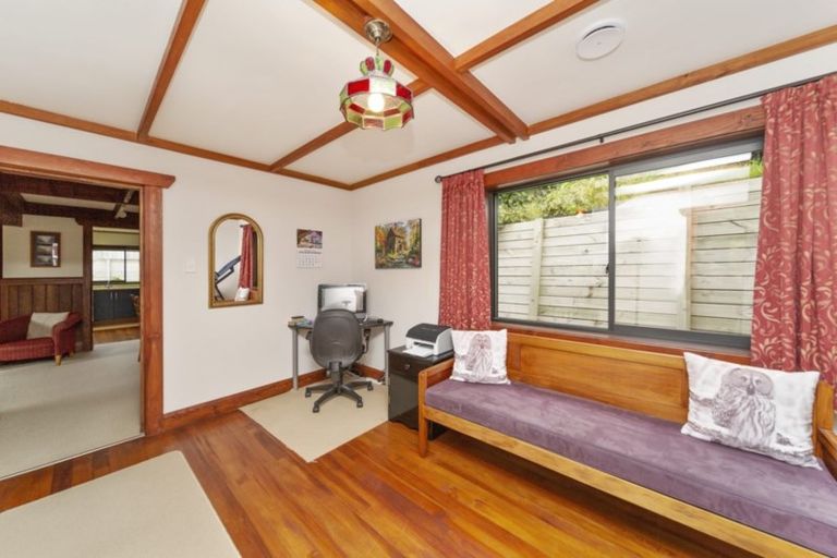 Photo of property in 24b Bracken Street, New Plymouth, 4310
