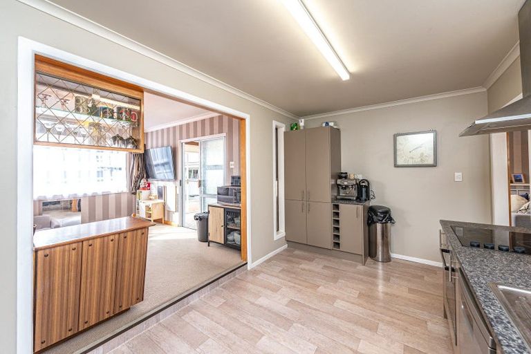 Photo of property in 35 Durie Street, Durie Hill, Whanganui, 4500