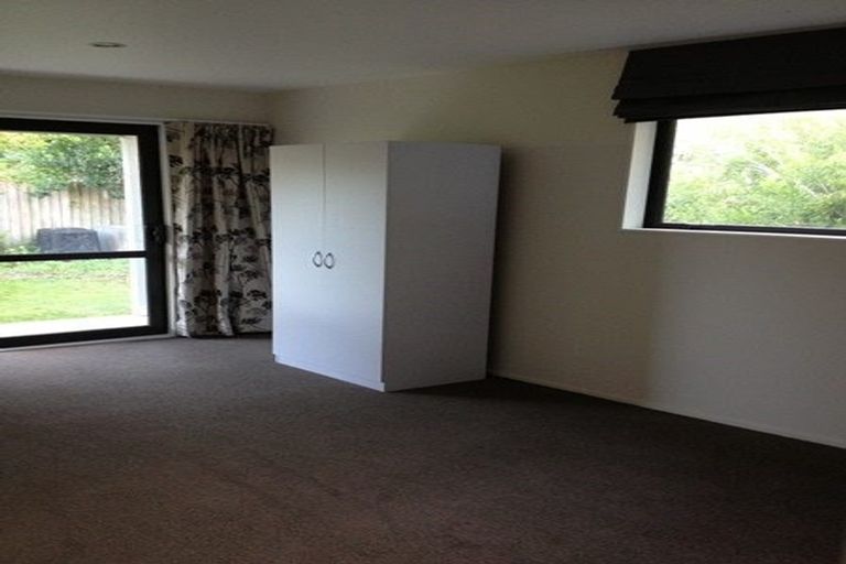 Photo of property in 18 Avonhead Road, Avonhead, Christchurch, 8042