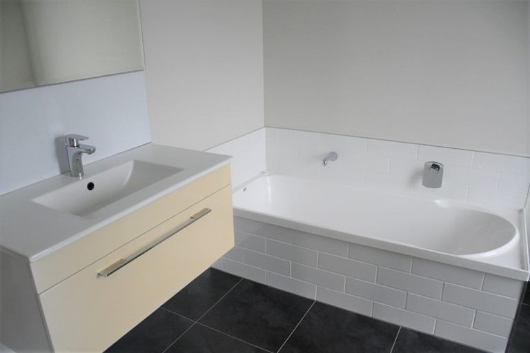 Photo of property in 7 Ridgedale Crescent, Flagstaff, Hamilton, 3210